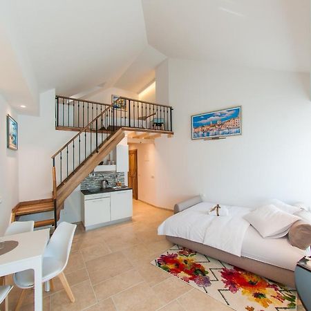 Bazzar Apartments Trogir Exterior foto
